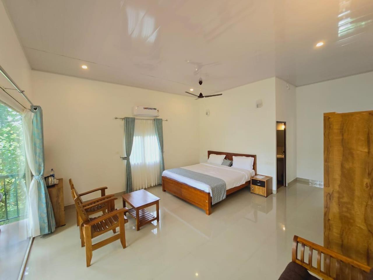 Green Aura Private Villas Sultan Bathery Εξωτερικό φωτογραφία