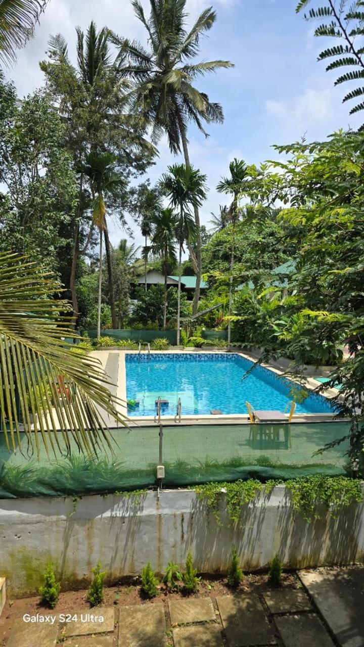 Green Aura Private Villas Sultan Bathery Εξωτερικό φωτογραφία
